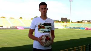 HRVATI DOGOVORILI NOVI BOMBASTIČNI TRANSFER: Dobili milione za 15-godišnjaka, koji se seli u ‘rudnik talenata’