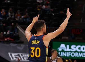 STEF KARI PRESTIGAO REDŽIJA MILERA! Ispred beka Voriorsa je samo legendarni Rej Alen! (VIDEO)