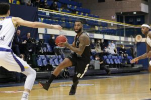 UBEDLJIV PORAZ PARTIZANA U FRANCUSKOJ: Zakucavanje Mozlija jedno od najlepših ove sezone u Evrokupu! (VIDEO)