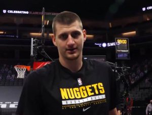 CELA AMERIKA PRIČA O JEDNOJ STVARI, ALI TO JOKIĆA NE ZANIMA: Srbin ponovo oduševio izjavom, svi pričaju o Superboulu, a on o konjima (VIDEO)