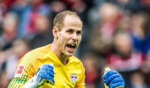 GOLMAN LAJPCIGA POSTAO HIT NA INTERNETU! Intervencija mađarskog čuvara mreže nasmejala sve! (VIDEO)