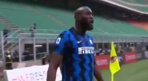 OVO SE NJEMU NIKAD NIJE DESILO: Inter razbio Milan, a Lukaku se podsmevao Ibrahimoviću – i to Šveđaninu ‘u facu’ (VIDEO)
