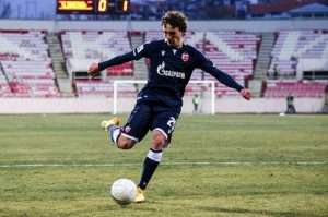 DOBRE VESTI ZA CRVENO-BELE: Mladi defanzivac uspešno operisan!