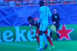 SUAREZ NE MOŽE BEZ SKANDALA: Mnogima je promakao njegov novi ispad, zbog kog je na stubu srama! (VIDEO)