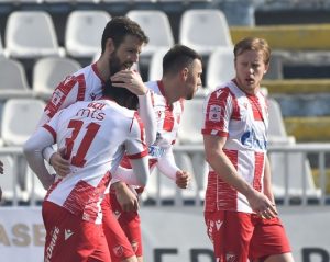 NEOČEKIVANA POSETA ZA FUDBALERE ZVEZDE! Evo ko je došao u hotel crveno-belih pred meč sa Milanom! (FOTO)