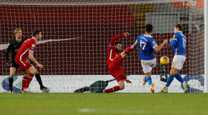 ŠOK NA „ENFILDU“: Liverpul ponovo izgubio, Vest Hem slavio na krilima Džesi Lingarda! (VIDEO)