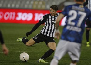 NEOČEKIVAN ZAOKRET U ASANOVOJ KARIJERU: Japanc želeo u neku od pet najjačih liga posle Partizana, pa potpisao za drugoligaša!