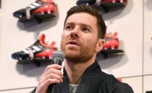 ĆABI ALONSO ODJAVIO NEMCE! Legendarni vezista ostaje u Španiji (FOTO)