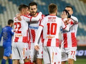 U LJUTICE BOGDANA TRLJAJU RUKE: Zvezda prodaje štopera, unosan transfer crveno-belih!