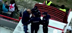 RECKO NAPRAVIO HAOS! Trener Dinama posle isključenja psovao na sav glas, reagovala i policija! (VIDEO)