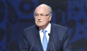 FIFA ODLUČILA! Sep Blater ponovo suspendovan zbog finansijskih malverzacija