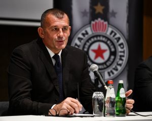 PARTIZAN PRONAŠAO NOVOG CENTRA: Reprezentativac Bosne i Hercegovine stiže u redove crno-belih!