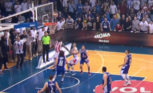 NEVEROVATNO: Lesor ponovo promašio zicer protiv Budućnosti! (VIDEO)