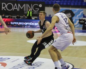 POLUVREME: Partizan ponovo neprepoznatljiv, Cibona vodi! (TVITOVI)