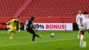 LEVERKUZEN SIGURAN! ‘Farmaceuti’ lako savladali Keln (VIDEO)