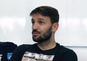 MISLIM DA NE TREBA DA SE VRAĆA U SRPSKI FUDBAL: Bivši igrač Zvezde o Nemanji Vidiću!