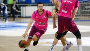 MEGA DOVELA JAKO POJAČANJE ZA SUPERLIGU: Potpisao igrač zbog kog su se ‘svađali’ večiti!