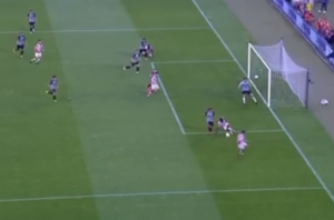 KAKVA PRILIKA ZA ZVEZDU: Malo je falilo da Falćineli dovede crveno-bele u vođstvo! (VIDEO)