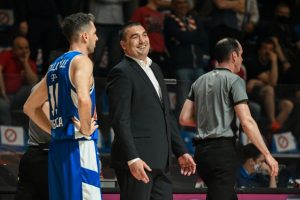 BUDUĆNOST PONOVO OPTUŽENA ZA NAMEŠTANJE: Pavićević veoma ljut!