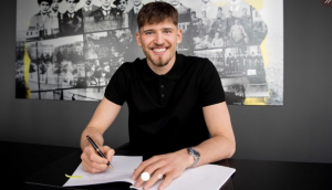 DORTMUND IMA NOVOG GOLMANA: Stigao kao zamena za Burkija!