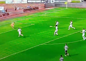 ŠTA URADI, CRNO DETE?: Jović je ovim promašajem naterao Stanojevića da čupa kosu sa glave! (VIDEO)