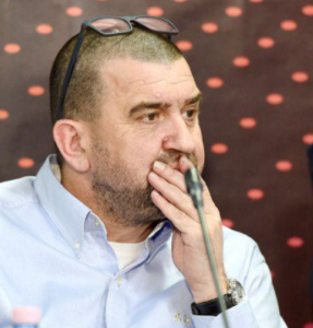 LAZOVIĆ GNEVAN PREMA PANTELIĆU: „Ova sezona u kojoj si ti predsednik je genocid“