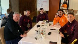 SAVETUJE IH LEGENDARDNI ALEKS FERGUSON: Oglasio se i Matić, Junajted sada ne sme da izgubi u finalu Lige Evrope!