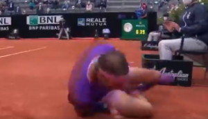 DRAMA NEVIĐENIH RAZMERA U FINALU: Novak bacio Nadala na šljaku, Španac potpuno izgubio kompas pa počeo da divlja! (VIDEO)