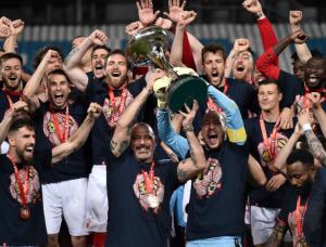 STIŽU BONUSI: Zvezda nakon trijumfa daje igračima 100.000 evra!