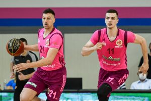 MOGAO BI DA USLEDI NOVI ODLAZAK U INOSTRANSTVO: Milosavljević dobio ponudu, zvao ga bivši Zvezdin trener!