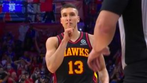 KAKAV POTEZ: Bogdan prelomio utakmicu, pa ućutkao navijače! (VIDEO)