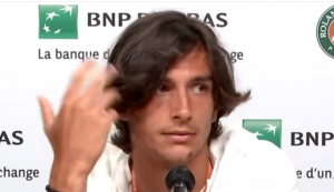 TENISKI SVET JE OSTAO U ŠOKU: Italijan otkrio zbog čega je Novaku predao meč – povreda nije u pitanju!