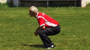 DA LI SE SEĆATE ‘NAJLUĐEG’ FUDBALSKOG TRENERA U SRBIJI?: Nakon 10 godina, Limeni ponovo održao trening koji je sve nasmejao! (VIDEO)