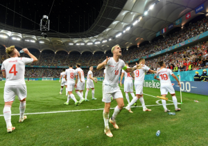 ZAVRŠEN JE NAJLUĐI DAN U ISTORIJI EVROPSKOG PRVENSTVA: Laku noć Francuzi – Švajcarci nakon penala idu dalje! (VIDEO)