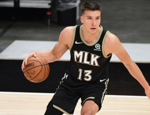 MORAĆE TO MNOGO BOLJE: Bogdan Bogdanović se konačno vratio na parket, sinoć nije blistao ali verujemo da će što pre ‘namestiti ruku’!