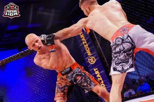 SPEKTAKULARNE BORBE U PAZOVI: Totalna dominacija Zdravkovića – Srbin u meču večeri pobedio sjajnog Benjamina Molnara! (FOTO)