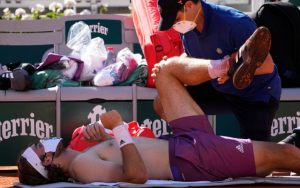 GRK PONAŠANJEM POKAZAO MANJAK FER-PLEJA: Pokušao nesportskim potezima da poremeti Novaka!