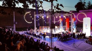 BIO JE TO PRAVI SPEKTAKL NA KALEMEGDANU: Nadmetali su se Crvena zvezda i Partizan, boks je pobedio!