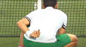 NOVAK POKAZAO SREDNJI PRST IVANIŠEVIĆU: Hrvatski trener mu odmah odgovorio! (VIDEO)