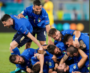 SVI PRIČAJU O KJELINIJEVOM ŠAMPIONSKOM GOVORU: Trofej na EP posvetio preminulom saigraču, a pomenuo i Đokovićevo finale!