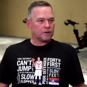 JOKIĆA ČEKA NAJVEĆI UGOVOR U ISTORIJI NBA LIGE: Trener Denvera slavi u posebnoj majici! (FOTO)