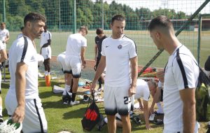 KONDICIONI TRENING, A ZATIM UVEŽBAVANJE AKCIJA: Stanojević i ekipa vredno rade u Ptuju! (FOTO)