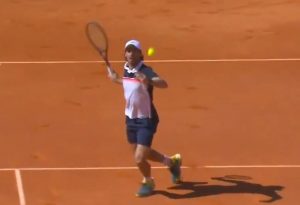 DA LI JE OVO NAJLUĐI TENISER PROTIV KOGA JE NOVAK IKADA IGRAO: Pretio je da će urinirati na terenu i to na Grend slemu!