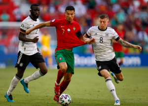 RONALDO GA JE ISPALIO ZA DRES, A ON JE DANAS POTOPIO PORTUGALCE: Slatka osveta nemačkog reprezentativca!