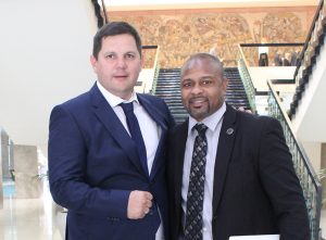 VELIKI DAN ZA BOKS U SRBIJI: Roj Džouns Junior stigao u Srbiju! (FOTO)