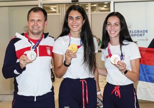 PRVE MEDALJE STIGLE U SRBIJU: Milica, Tijana i Damir zasijali u Beogradu! (FOTO)
