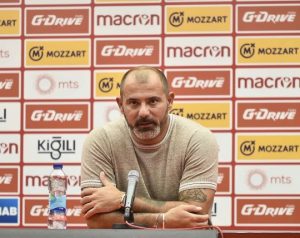 ‘KADA JE TEŠKO, UZ NAS SU MAKSIMALNO’: Stanković poslao emotivnu poruku navijačima i preuzeo krivicu za poraz od Kairata! (VIDEO)