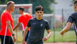 ‘PUČE BOMBA’ U KOMŠILUKU: Savo Milošević završio sjajan posao, doveo najboljeg asistenta Premijer lige!