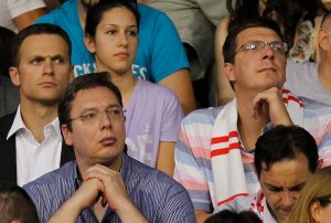 VUČIĆ O SKANDIRANJU „GROBARA“: „Meni je najbitnije da bude mir“!