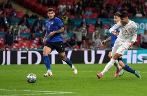 MORATA NA UDARU TRENERA: „Poklonio si im slobodan udarac“!